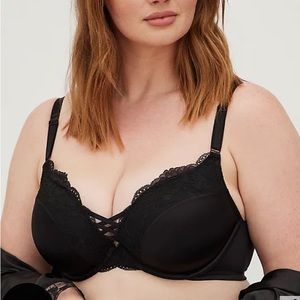 Torrid 48C Push-up Plunge Bra